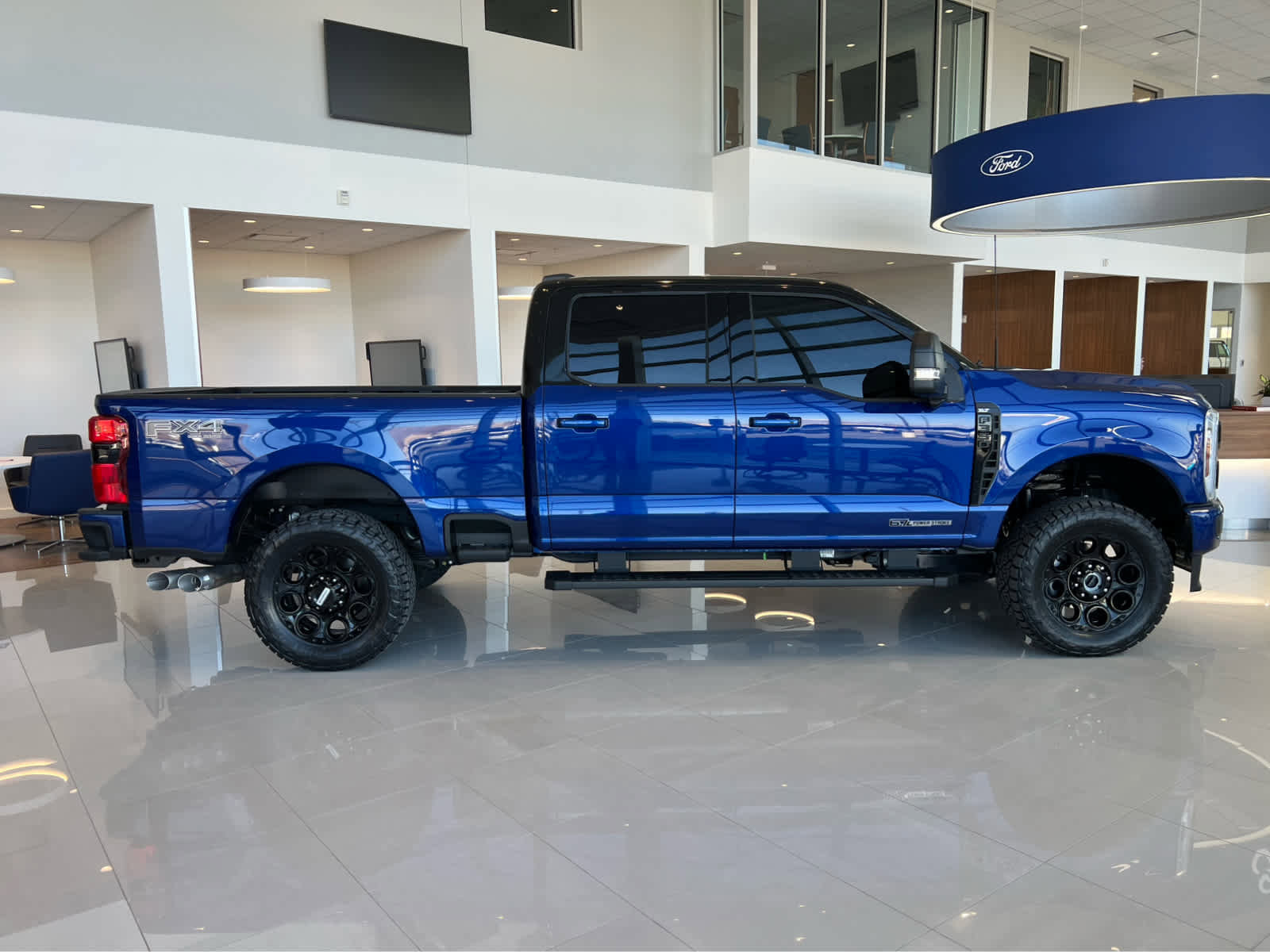 New 2026 Ford F350 XLT w/ XLT Premium Package AWD/4WD image 6
