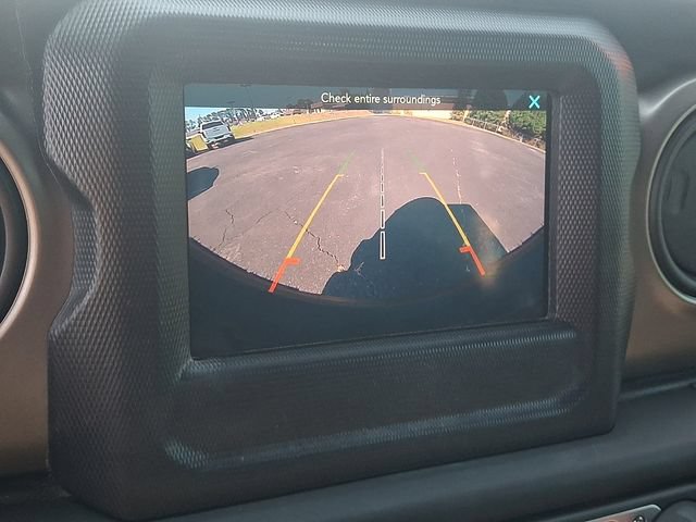 Used 2018 Jeep Wrangler Unlimited Sport S AWD/4WD image 18
