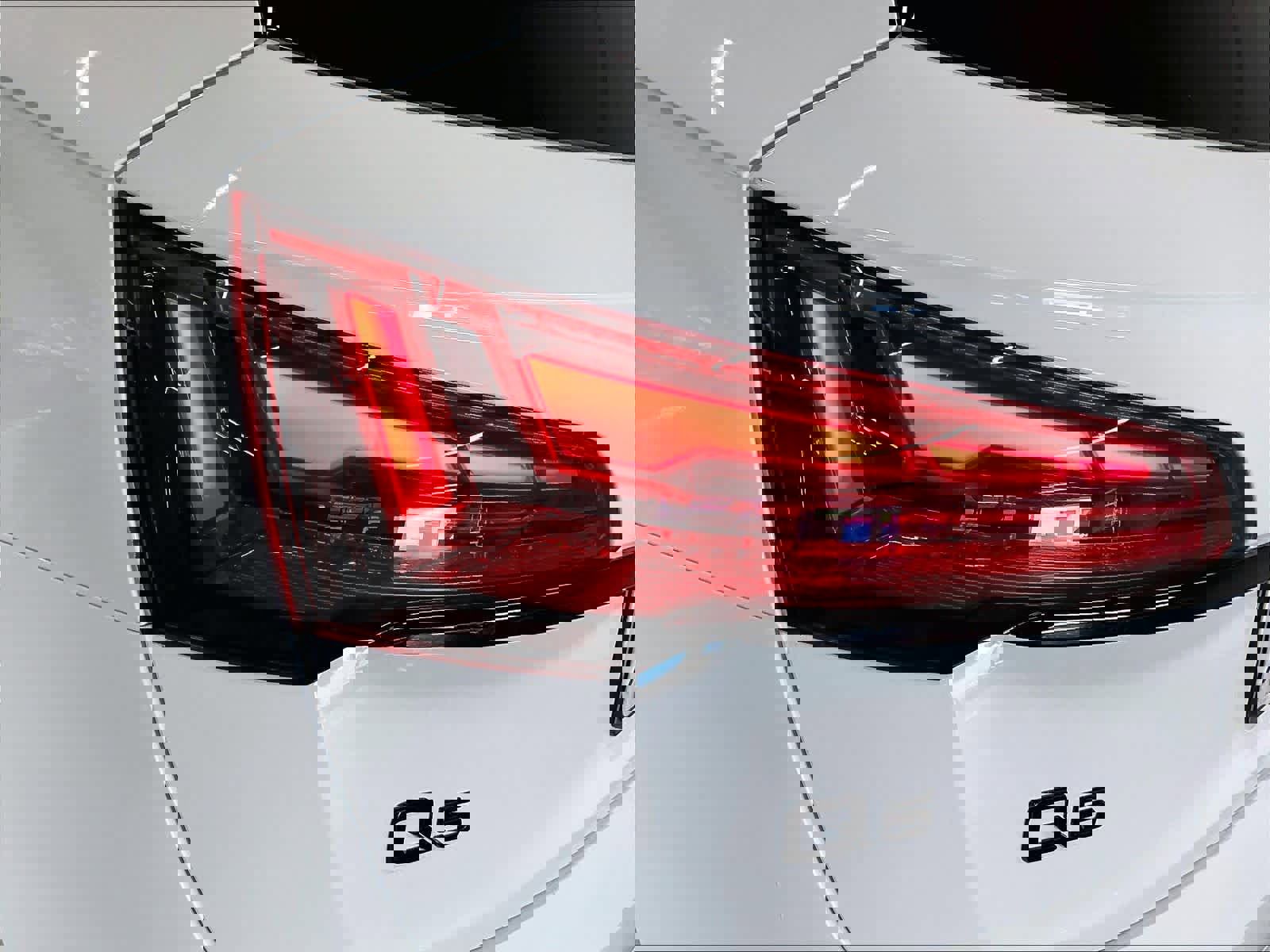 Certified 2024 Audi Q5 2.0T Premium Plus w/ Premium Plus Package image 32