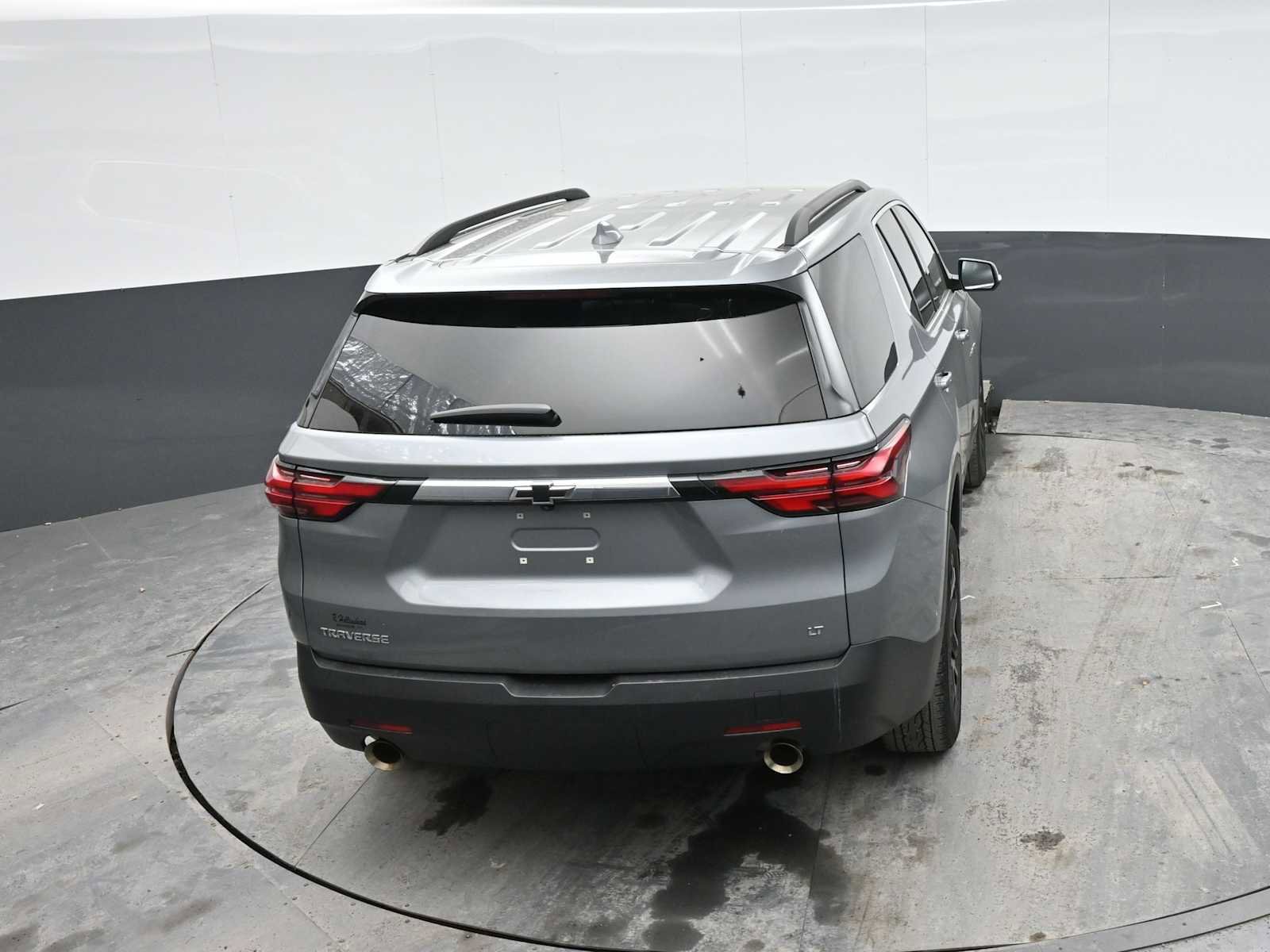 Used 2023 Chevrolet Traverse LT FWD image 21