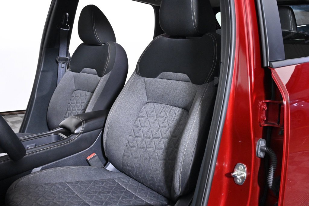 Certified 2025 Nissan Kicks SV AWD/4WD image 20