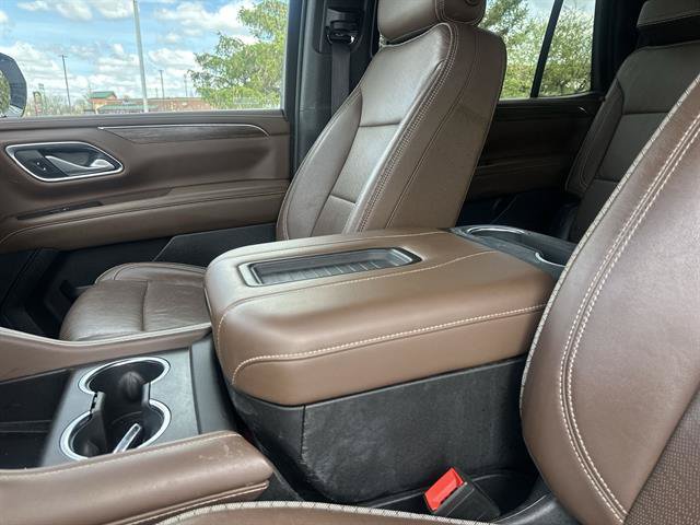 Used 2022 Chevrolet Tahoe High Country AWD/4WD image 19