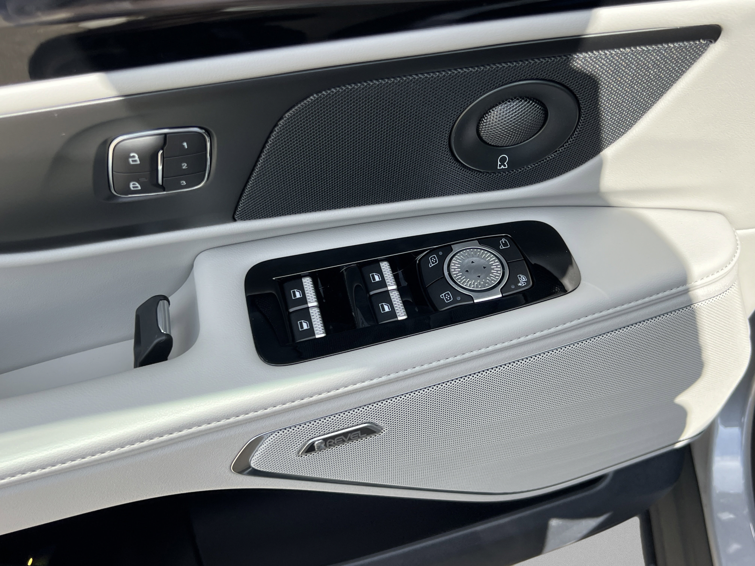 New 2026 Lincoln Nautilus Reserve AWD/4WD image 27