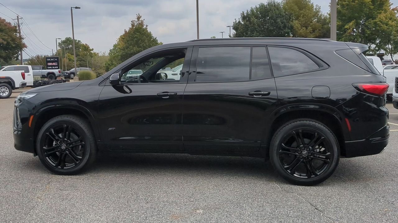 New 2026 Buick Enclave Sport Touring w/ Power Package image 5