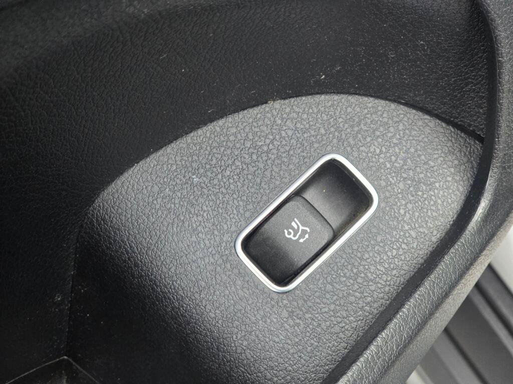 Used 2024 Mercedes-Benz GLS 450 4MATIC image 38