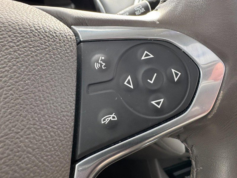 Used 2020 Chevrolet Traverse Premier image 20