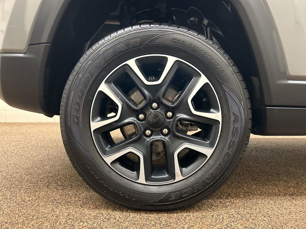 Used 2021 Jeep Compass Trailhawk w/ Convenience Group image 26