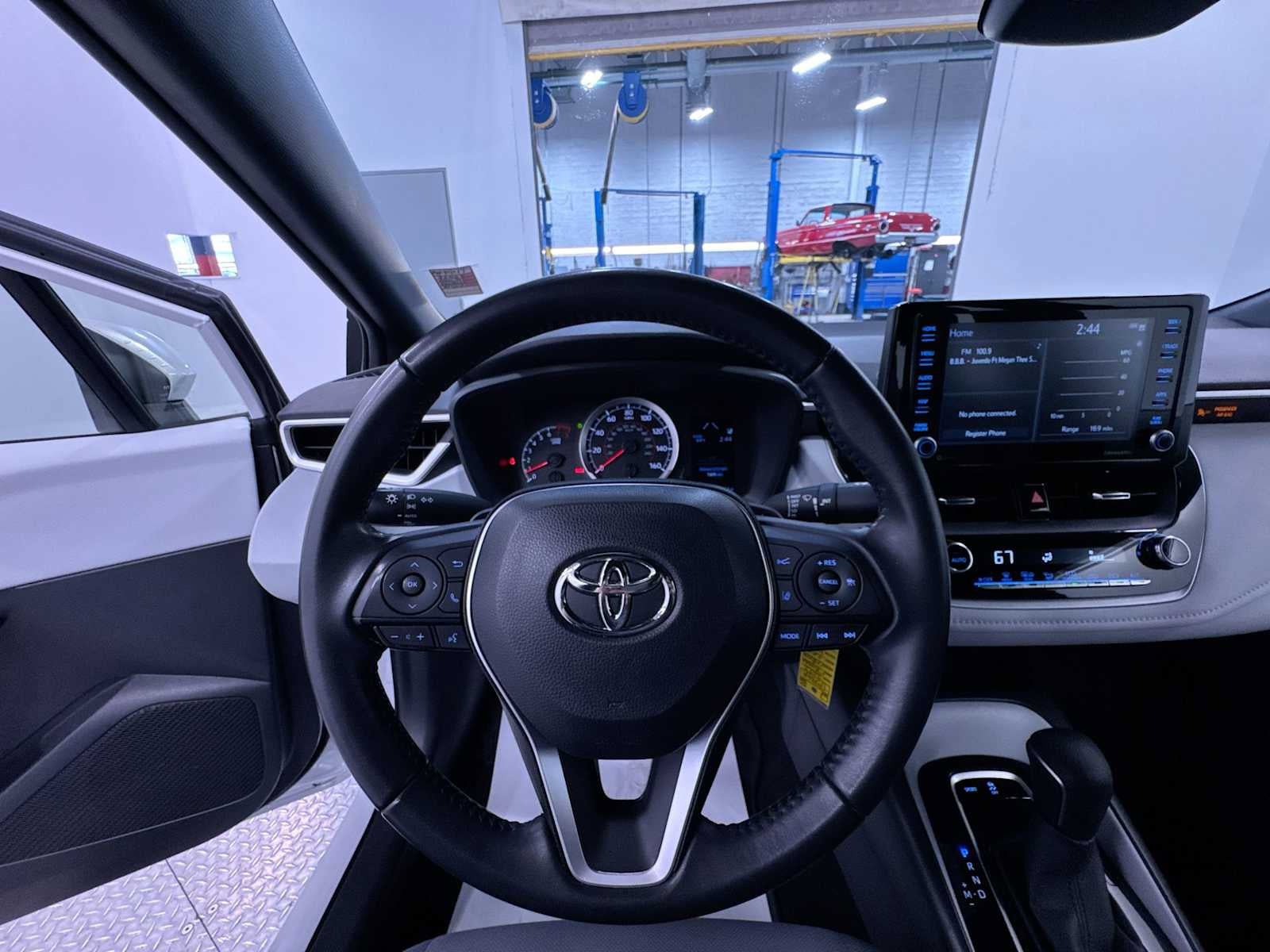 Used 2022 Toyota Corolla SE FWD image 15