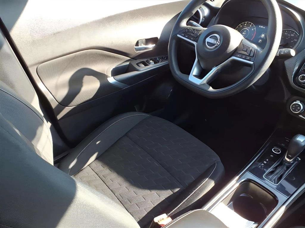 Used 2024 Nissan Kicks SV image 9