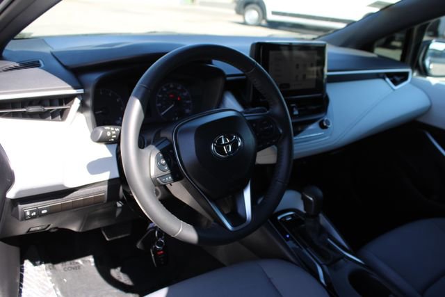 Used 2025 Toyota Corolla SE FWD image 15