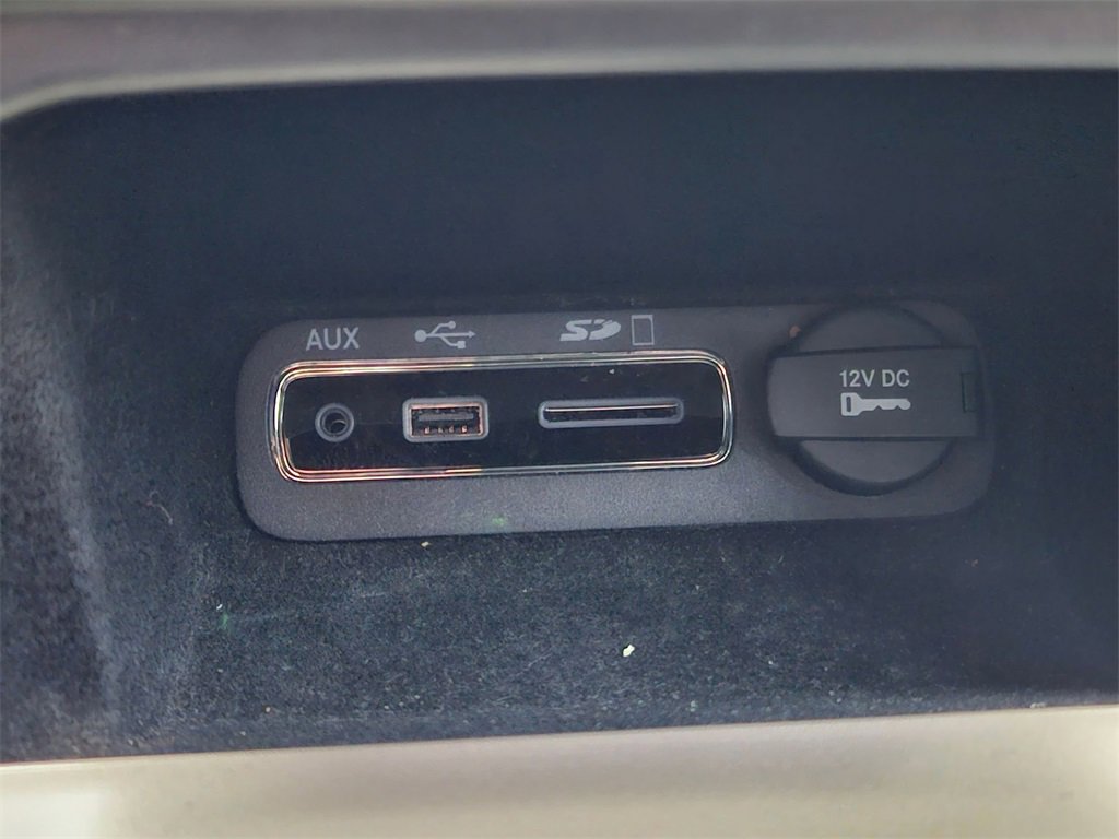 Used 2015 Jeep Grand Cherokee Limited w/ Trailer Tow Group IV image 31