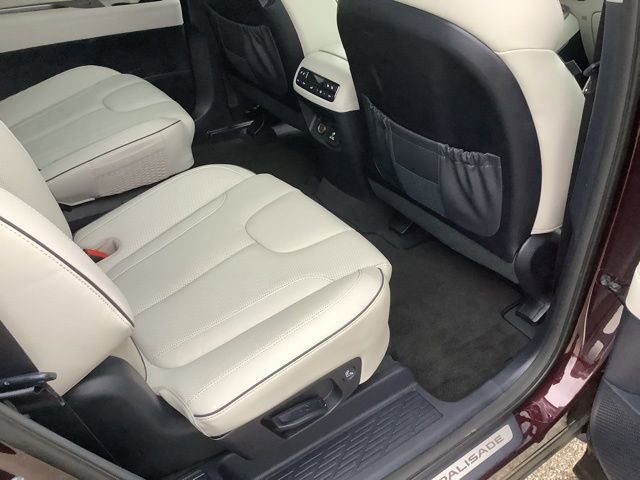Used 2024 Hyundai Palisade Limited AWD/4WD image 23