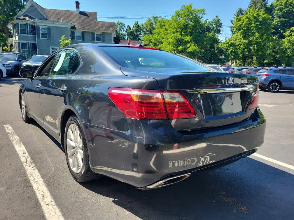 Used 2011 Lexus LS 460 L w/ Luxury Pkg AWD/4WD image 6