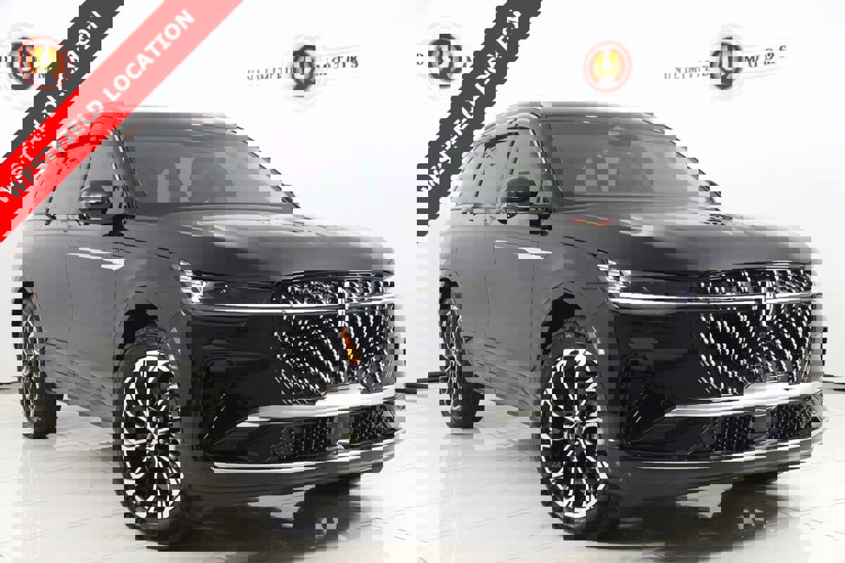 Used 2025 Lincoln Nautilus Reserve