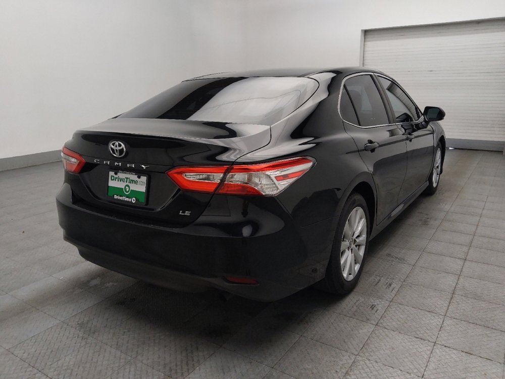 Used 2018 Toyota Camry LE FWD image 9