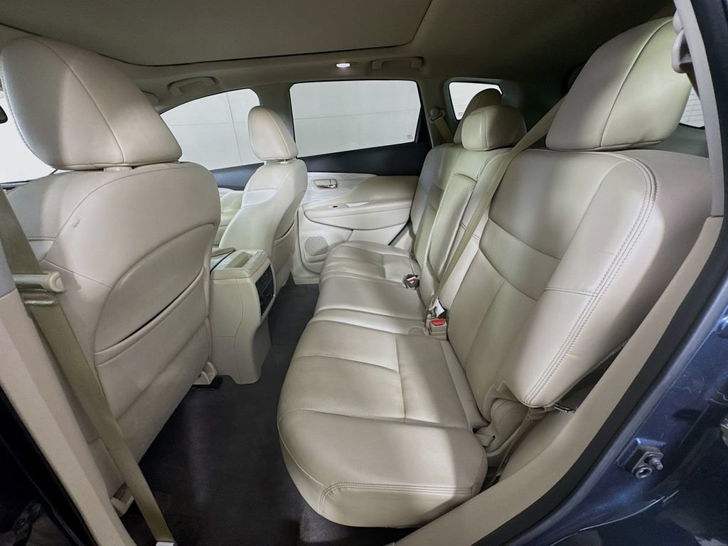 Used 2017 Nissan Murano Platinum w/ Platinum Technology Package FWD image 29