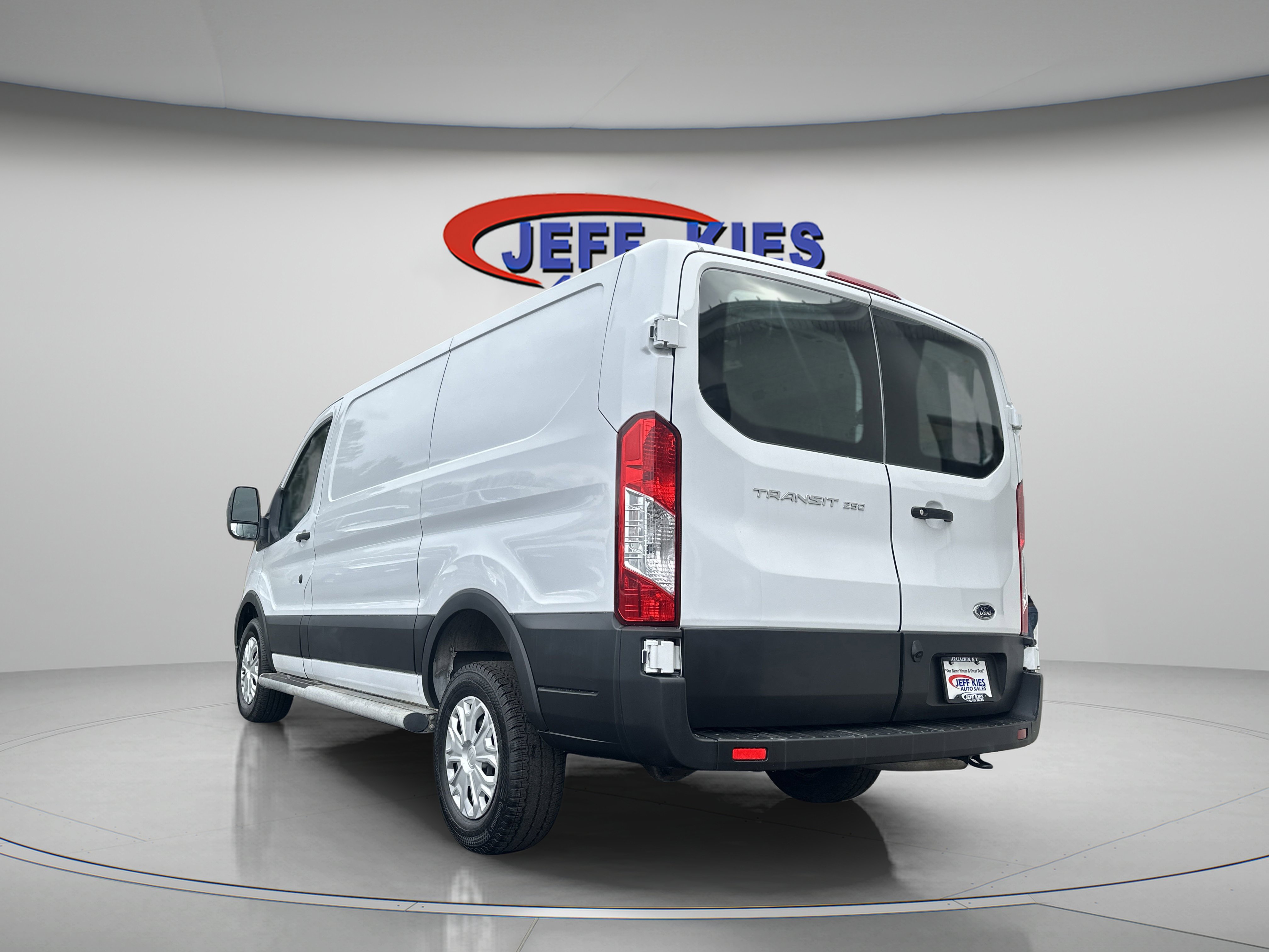 Used 2023 Ford Transit 250 Low Roof w/ Exterior Upgrade Package image 4