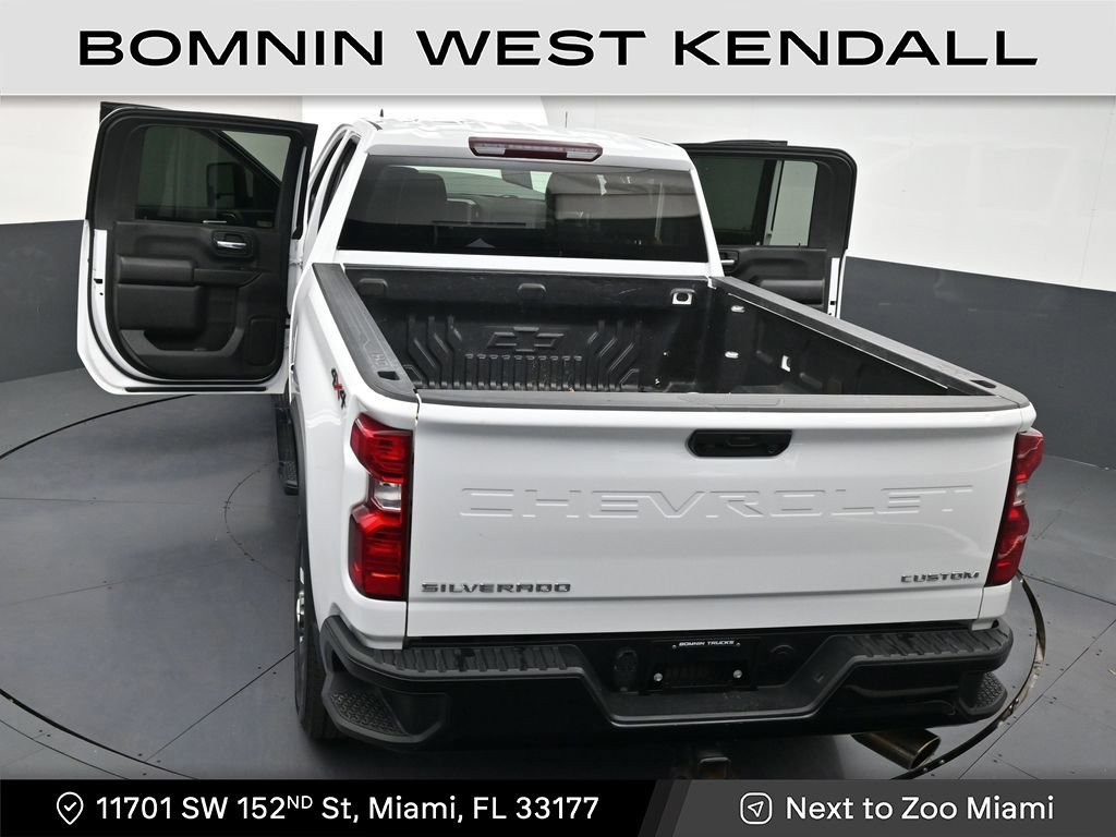 Used 2023 Chevrolet Silverado 2500 Custom w/ Custom Value Package image 33
