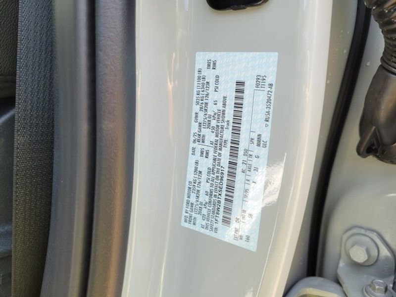 New 2025 Ford F250 Lariat w/ Chrome Package image 17