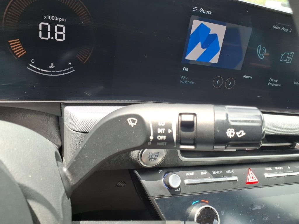 Used 2025 Hyundai Sonata SEL FWD image 21