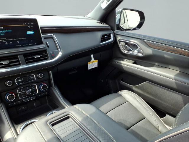 Used 2024 Chevrolet Tahoe Premier w/ Premium Package AWD/4WD image 10