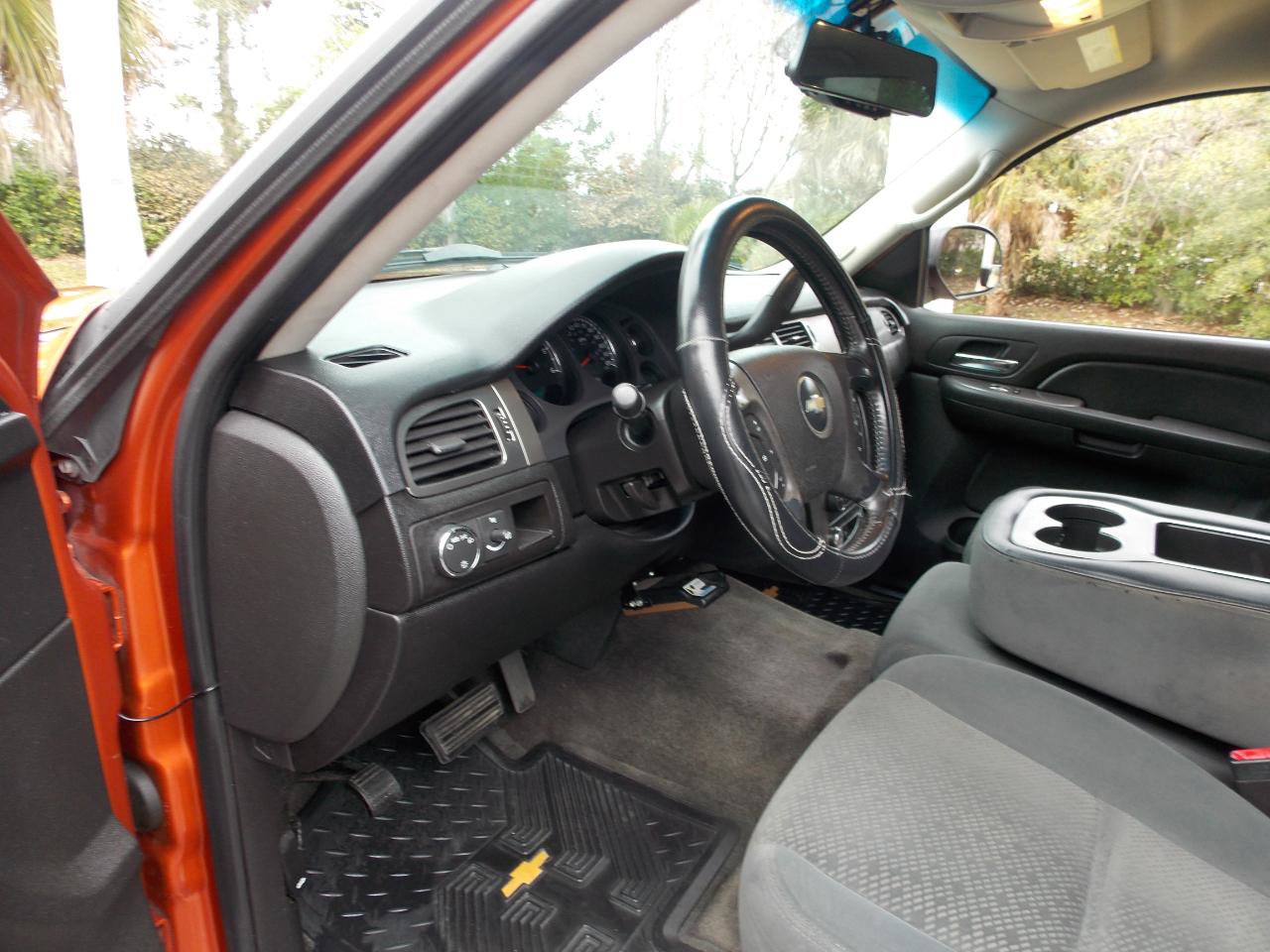 Used 2007 Chevrolet Avalanche LS image 4