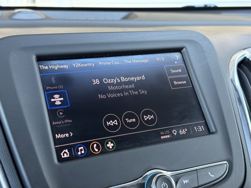 Used 2023 Chevrolet Equinox LT w/ Driver Convenience Package image 24