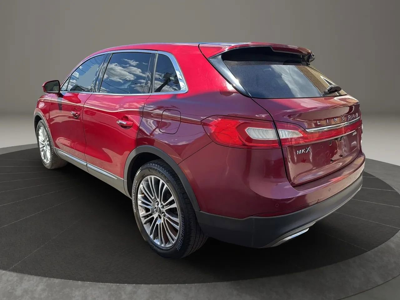 Used 2016 Lincoln MKX Reserve w/ Climate Package image 7