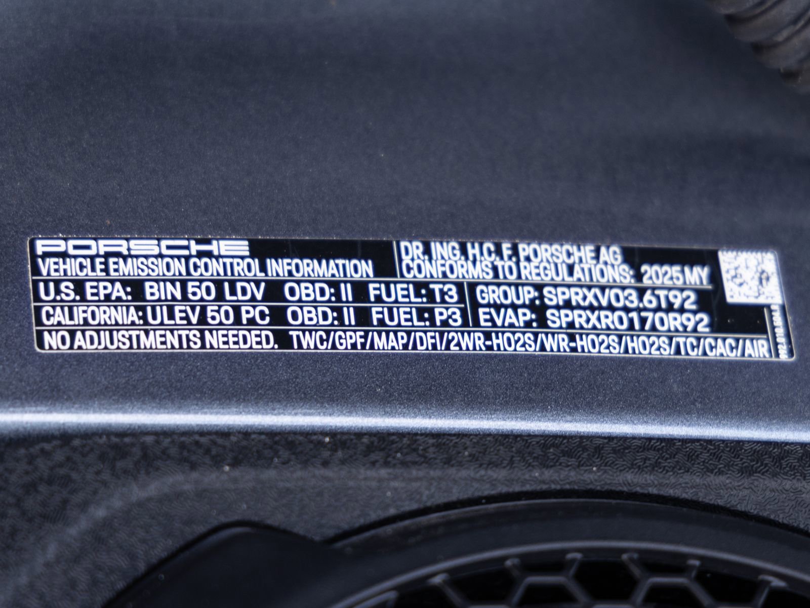 Used 2025 Porsche 911 Carrera 4 GTS image 34