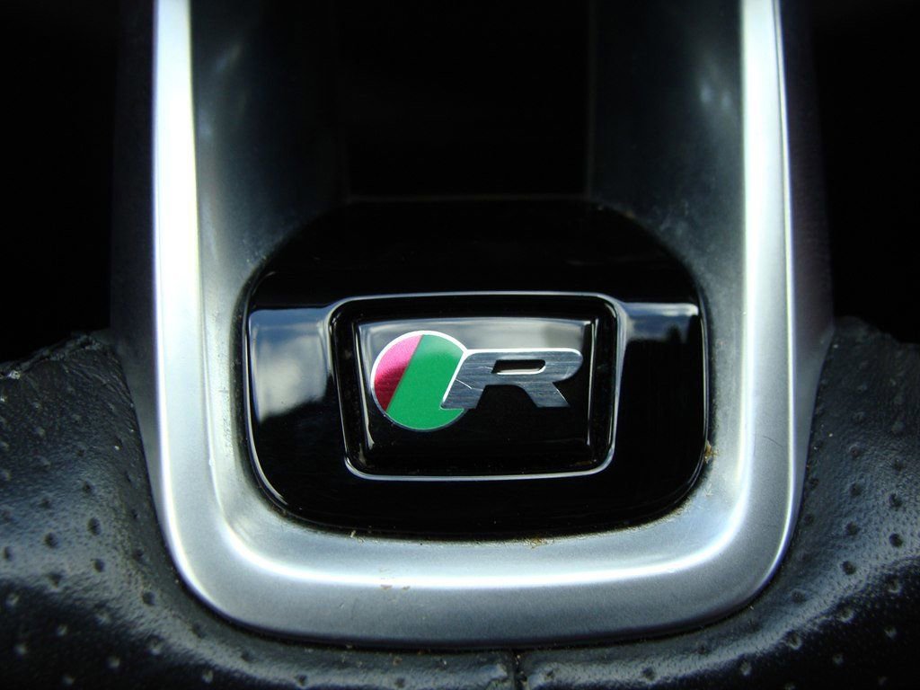 Used 2021 Jaguar F-PACE R-Dynamic S image 16