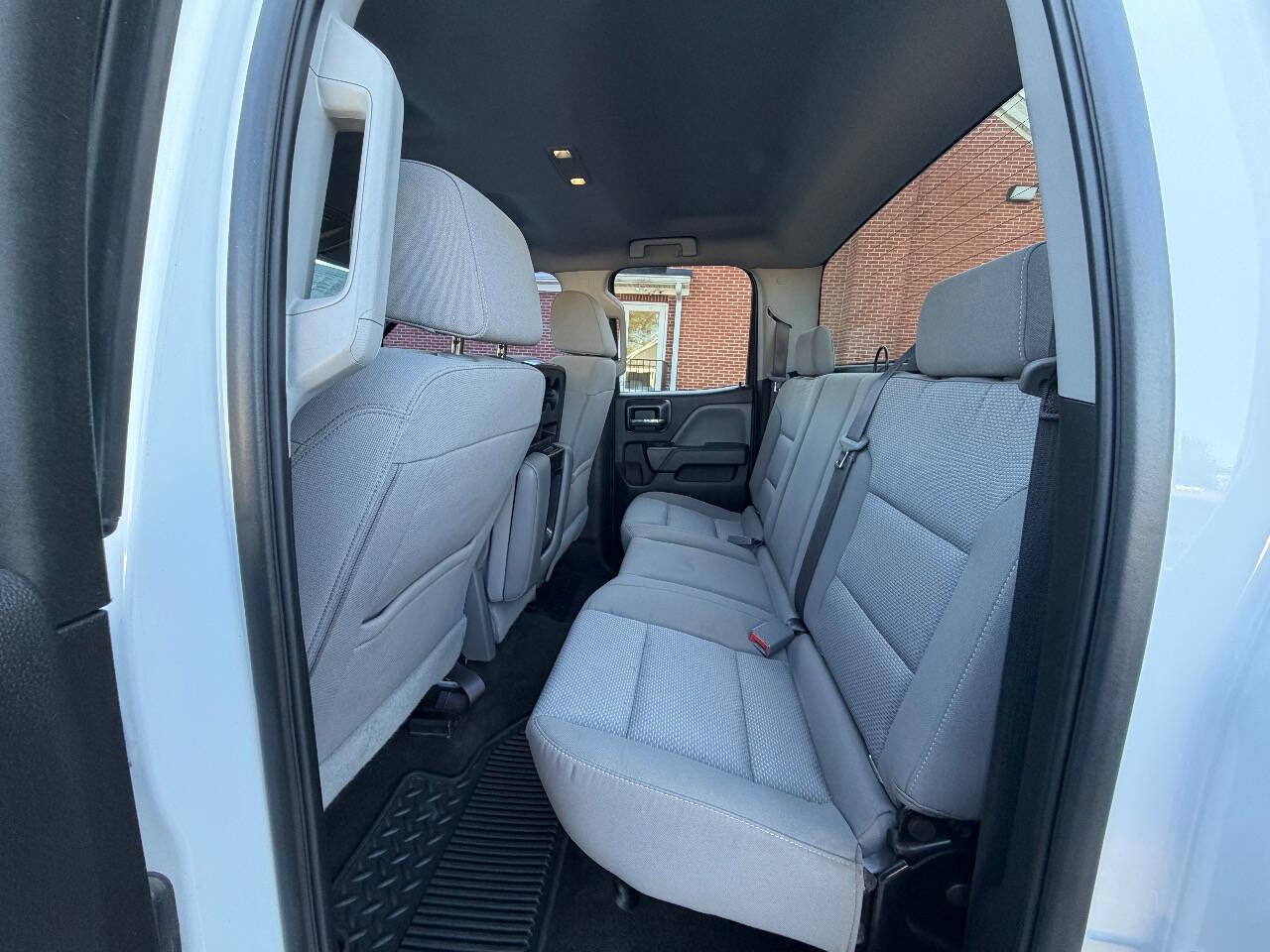 Used 2017 Chevrolet Silverado 1500 Custom w/ Custom Convenience Package image 15