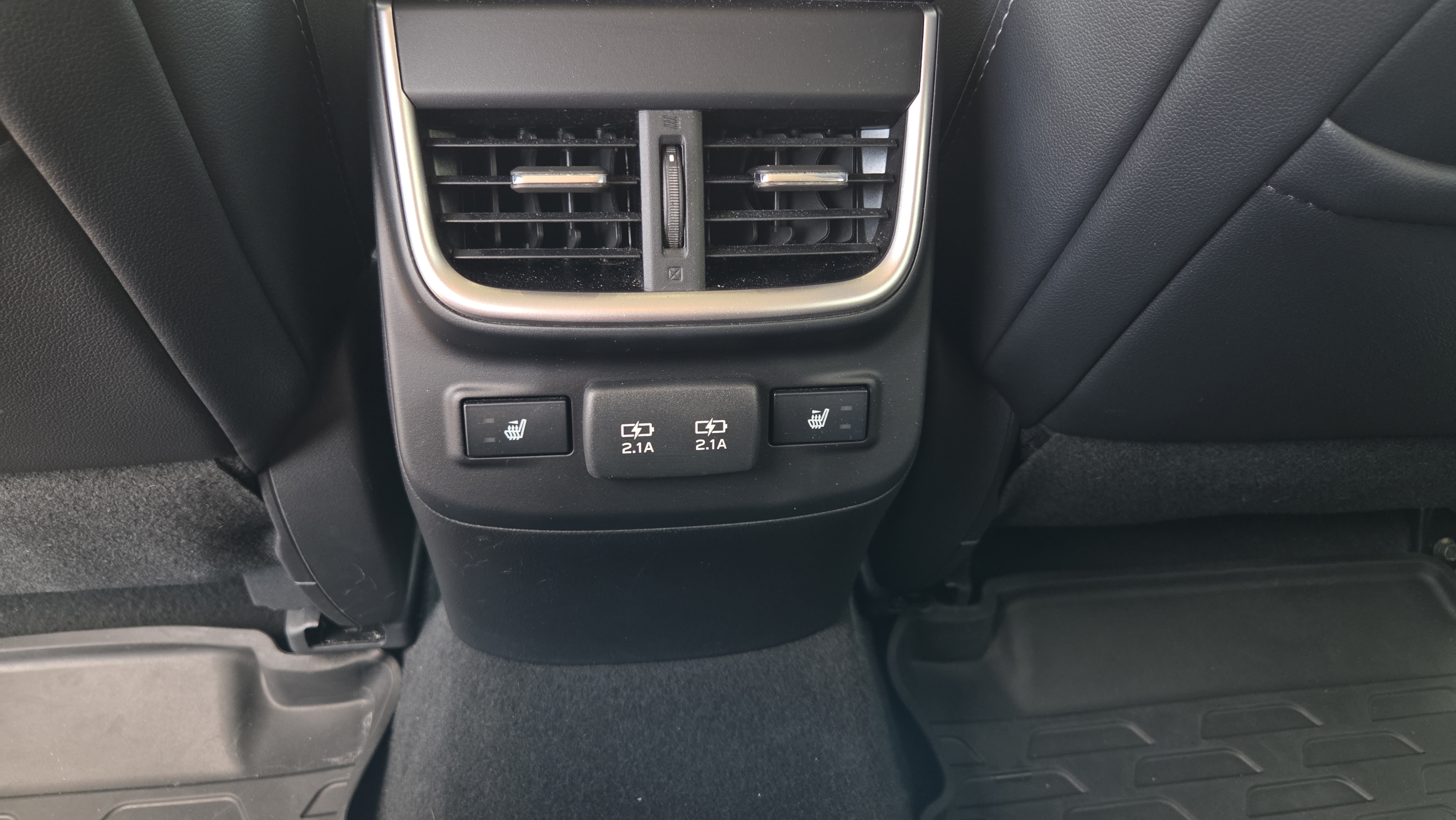 Used 2022 Subaru Outback Limited AWD/4WD image 13