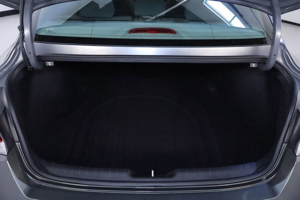 Used 2025 Hyundai Elantra SEL image 15