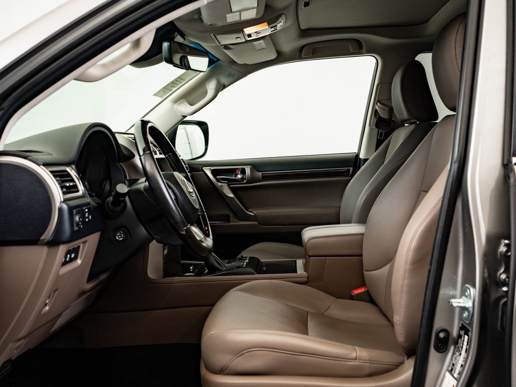 Certified 2020 Lexus GX 460 Premium w/ Premium Package image 23