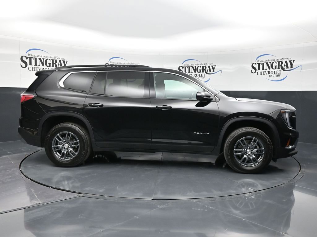 Used 2025 GMC Acadia Elevation image 8