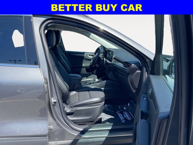 New 2025 Ford Escape SE FWD image 15