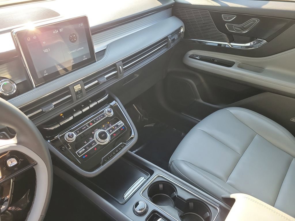 Certified 2022 Lincoln Corsair FWD image 25