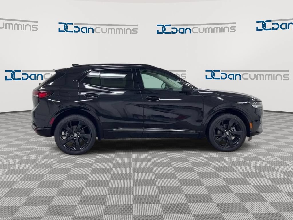 Used 2023 Buick Envision Essence w/ Sport Touring Package AWD/4WD image 9