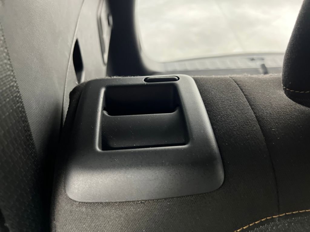 Used 2020 Chevrolet Equinox LT image 18