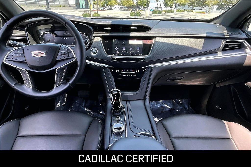 Used 2024 Cadillac XT5 Luxury w/ LPO, Floor Liner Package AWD/4WD image 14