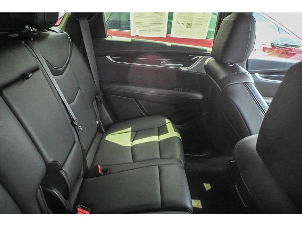 Used 2023 Cadillac XT5 Premium Luxury FWD image 8