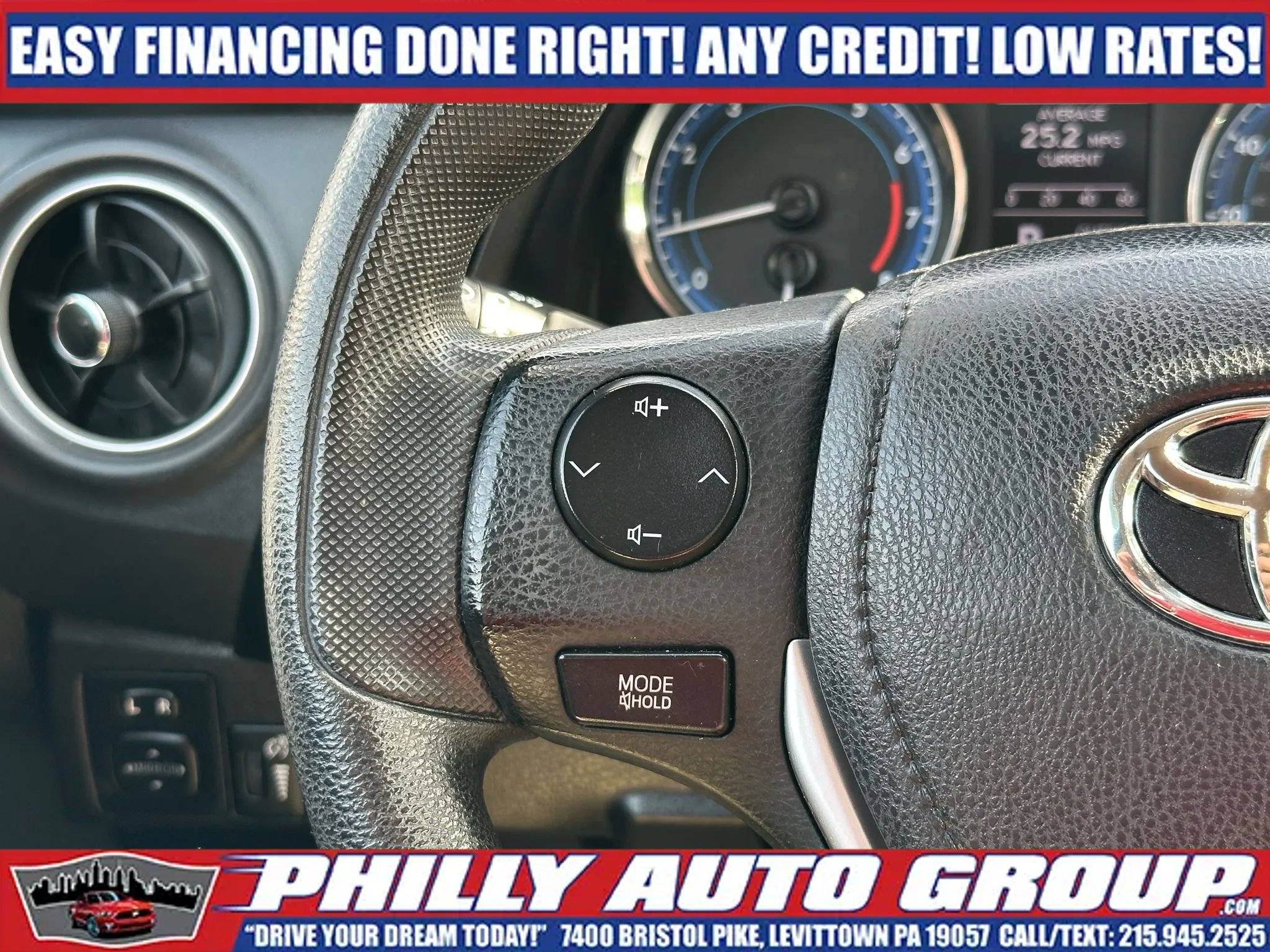 Used 2019 Toyota Corolla LE FWD image 29