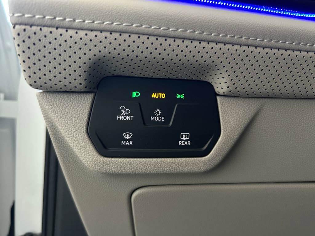 New 2026 Volkswagen Atlas SEL Premium R-Line image 15