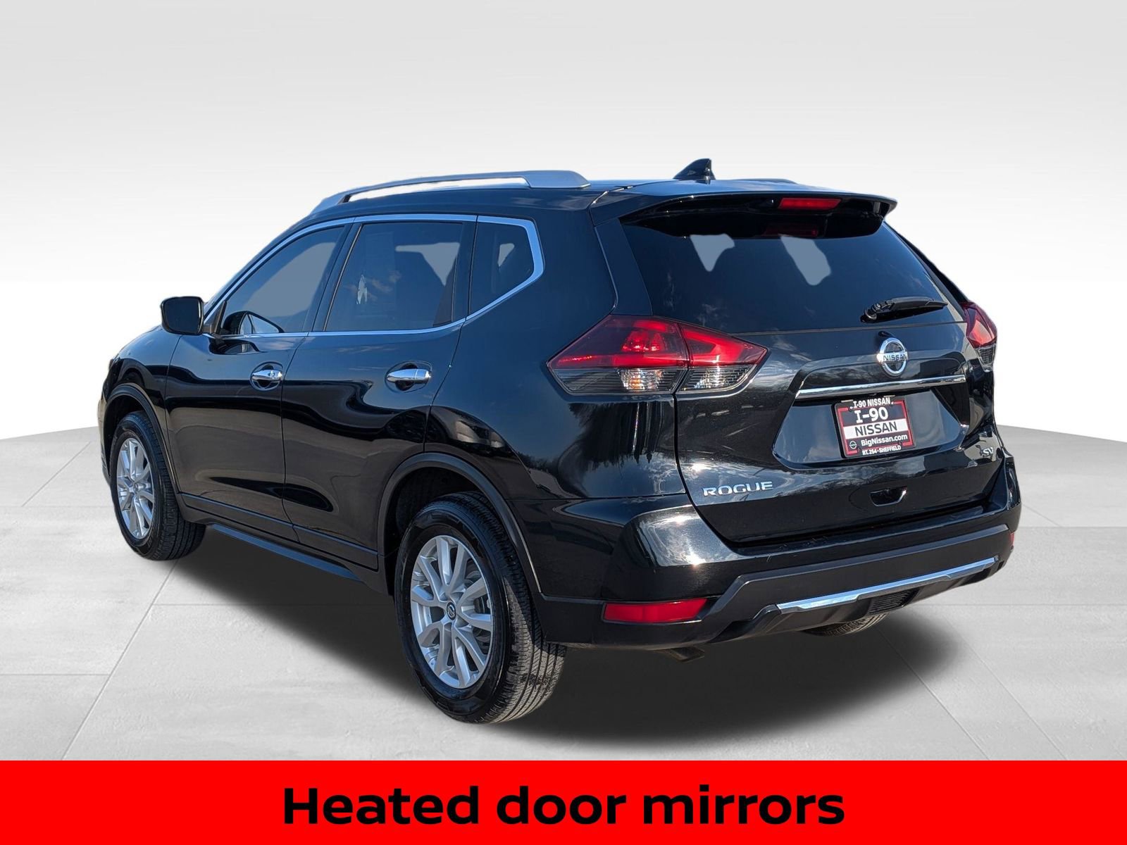 Certified 2018 Nissan Rogue SV image 10