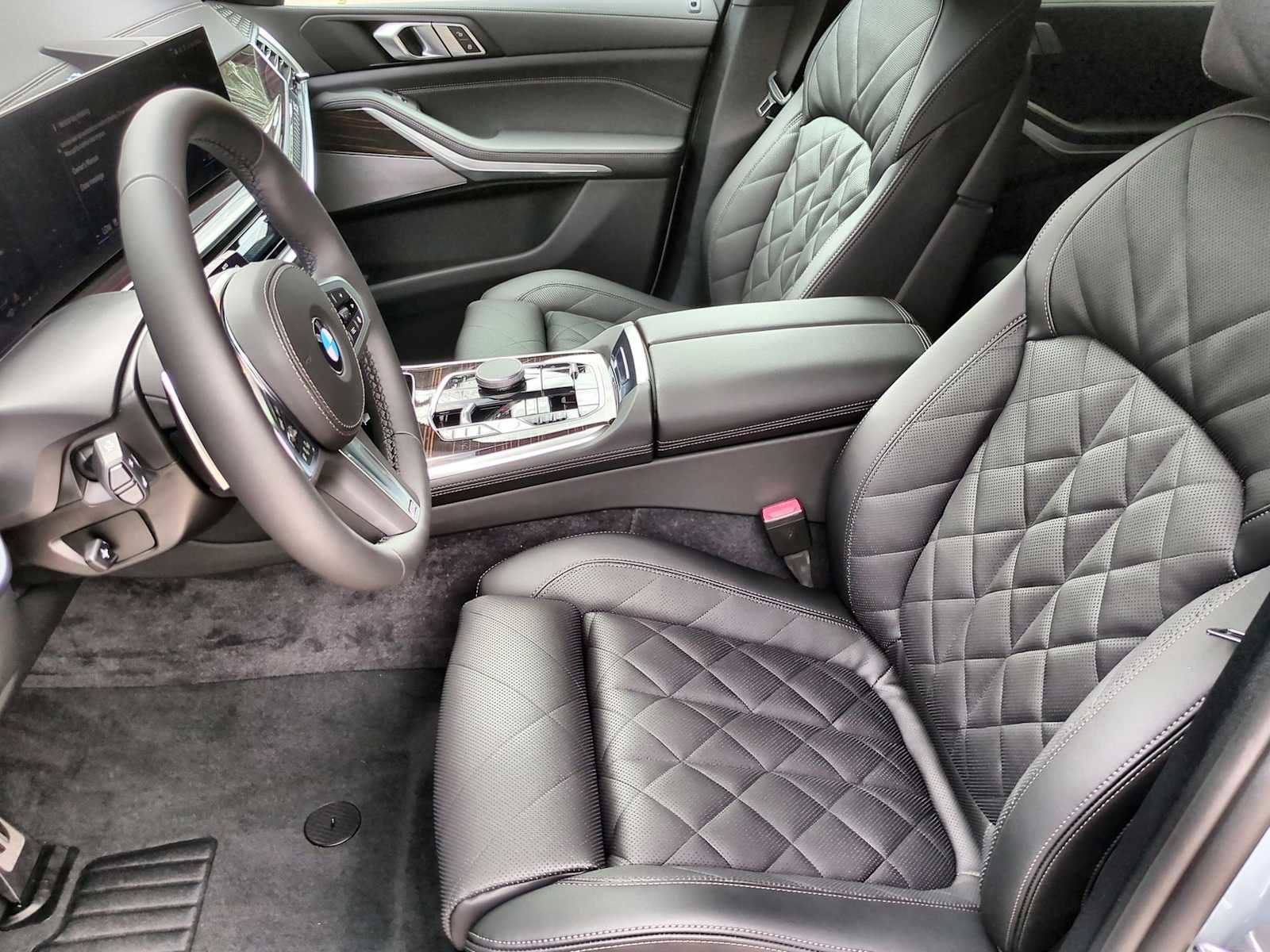 New 2026 BMW X5 xDrive40i w/ M Sport Package image 16