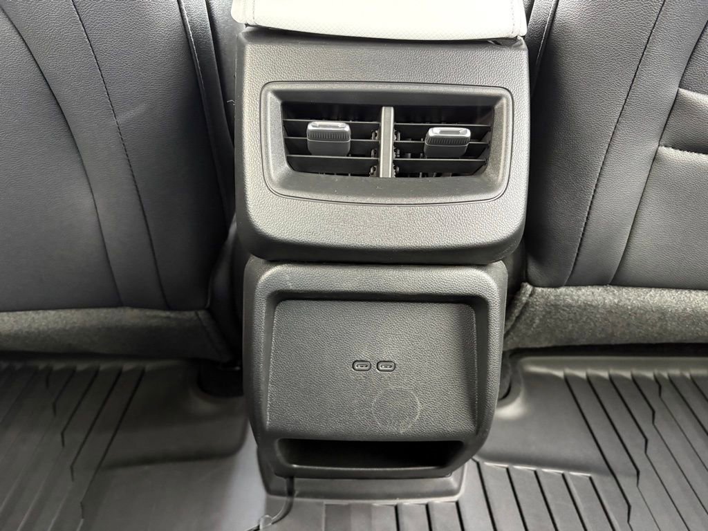 New 2026 Chevrolet Equinox EV LT image 26