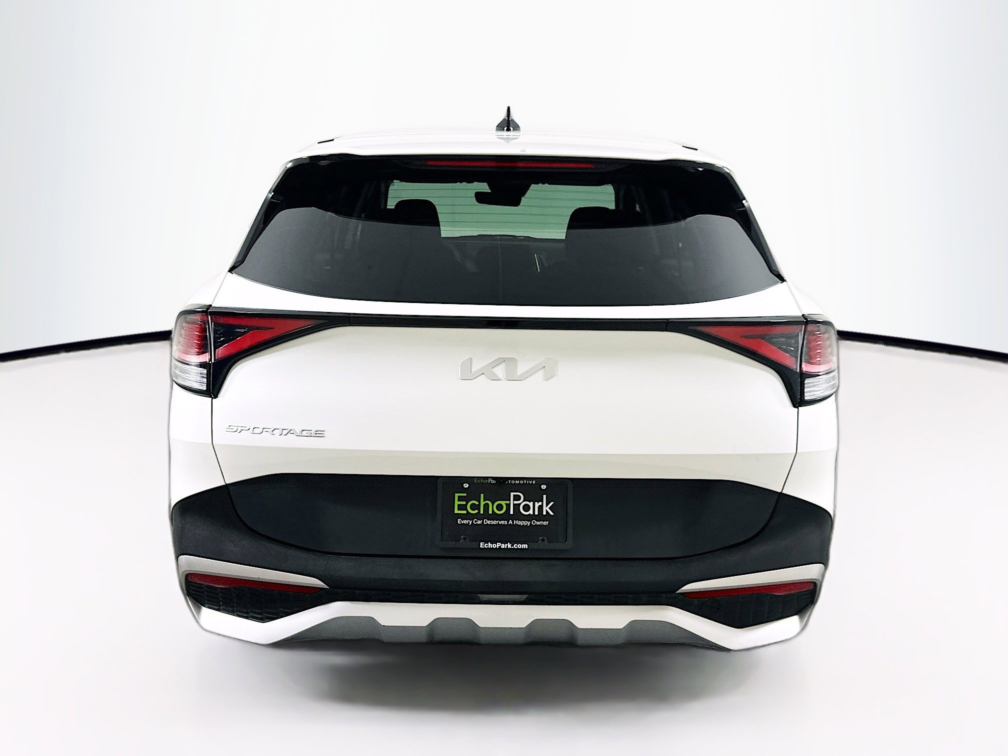 Used 2024 Kia Sportage LX image 7