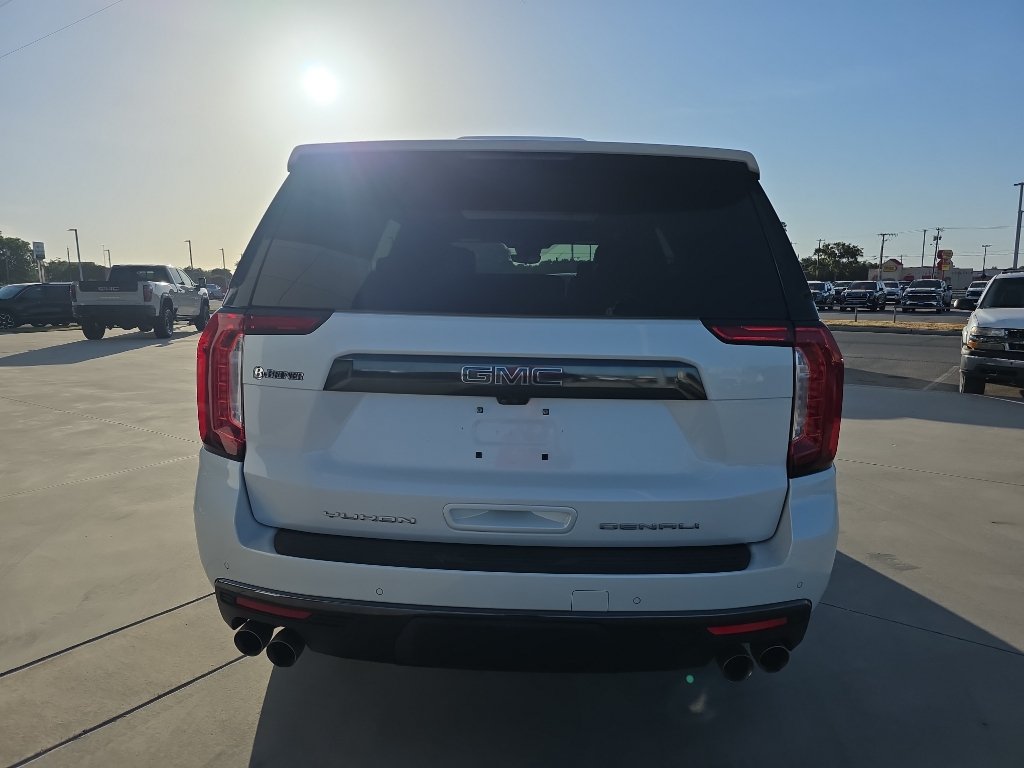 Certified 2023 GMC Yukon Denali Ultimate AWD/4WD image 19