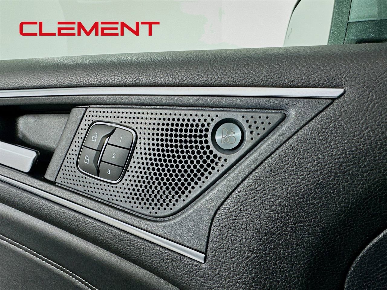 Certified 2022 Ford Edge Titanium image 37