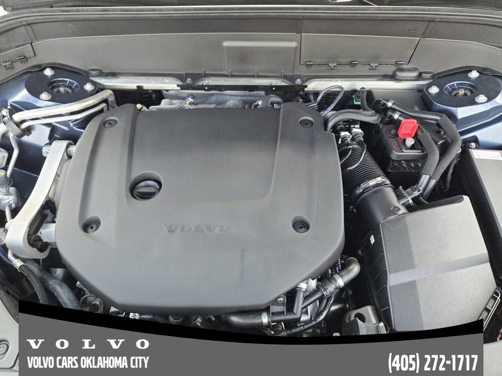 Certified 2025 Volvo XC90 B6 Plus image 31